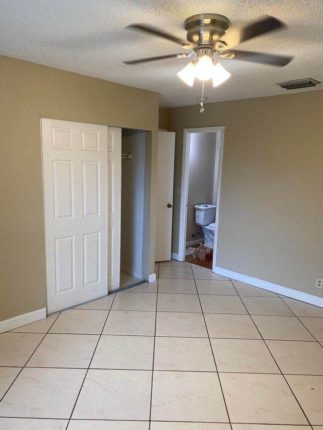Building Photo - 5653 Barnstead Cir