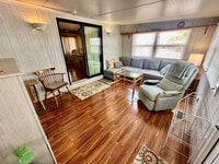 Building Photo - 952 Nettles Blvd