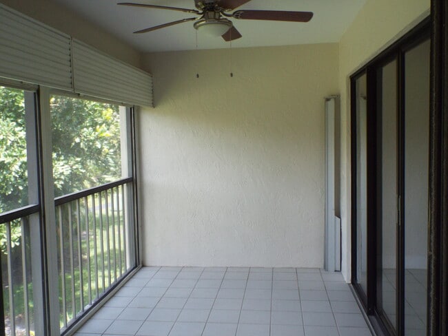 Building Photo - 3350 Perimeter Dr