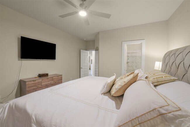 Building Photo - 23610 Iris Field Ct