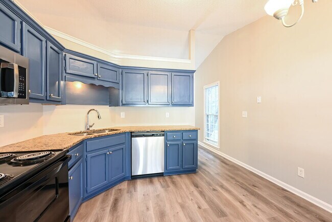 Building Photo - 2660 Windstream Way NW