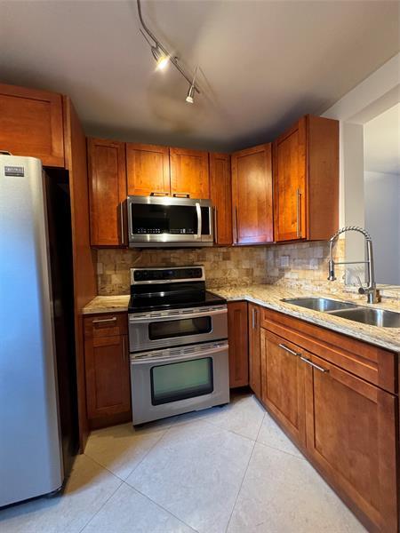 Building Photo - 2388 NW 89th Dr