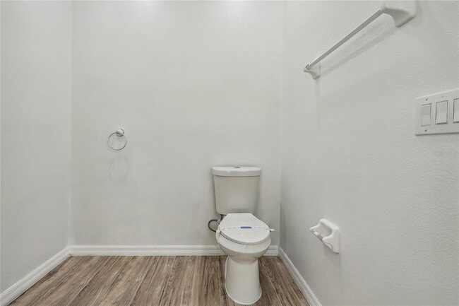 Building Photo - 235 Royal Palm Dr