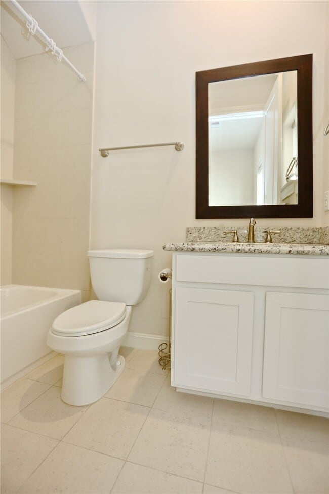 Building Photo - 3226 McKinney St