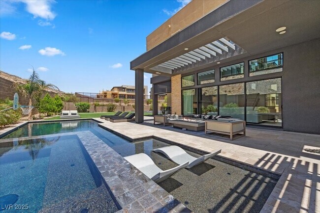 Building Photo - 10950 Earth Hues Ct