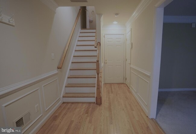 Building Photo - 1609 Leeds Castle Dr