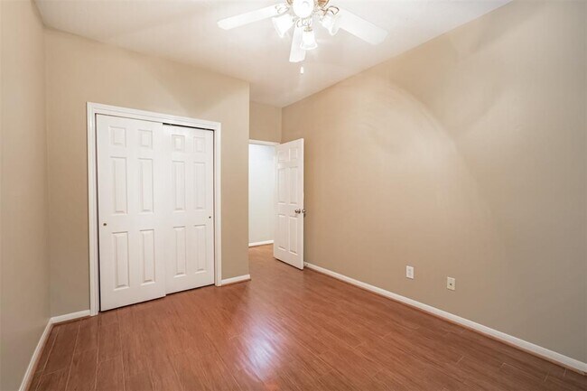 Building Photo - 7726 Trophy Pl Dr