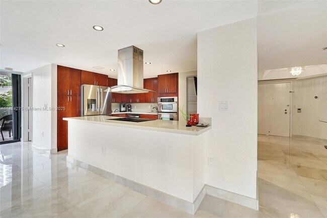 Building Photo - 4000 Island Blvd