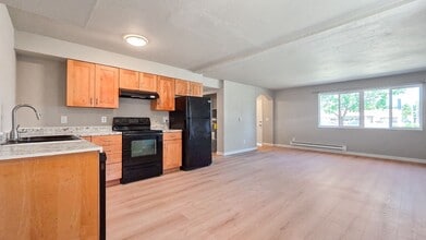 Building Photo - 13959 SE 173rd Pl