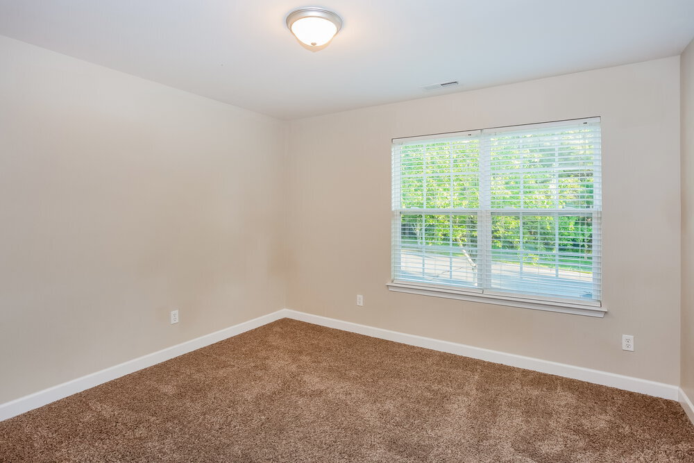 Building Photo - 995 Ramsgate Dr SW