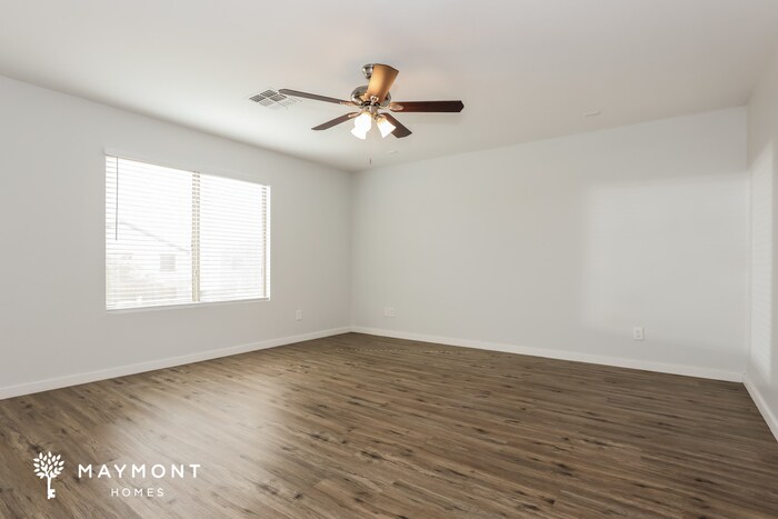 Building Photo - 1711 E Megan Dr