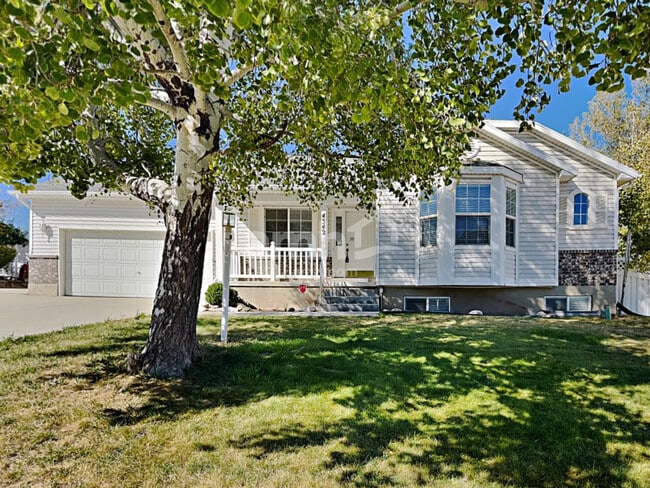 Building Photo - 4342 S Jocelyn Way
