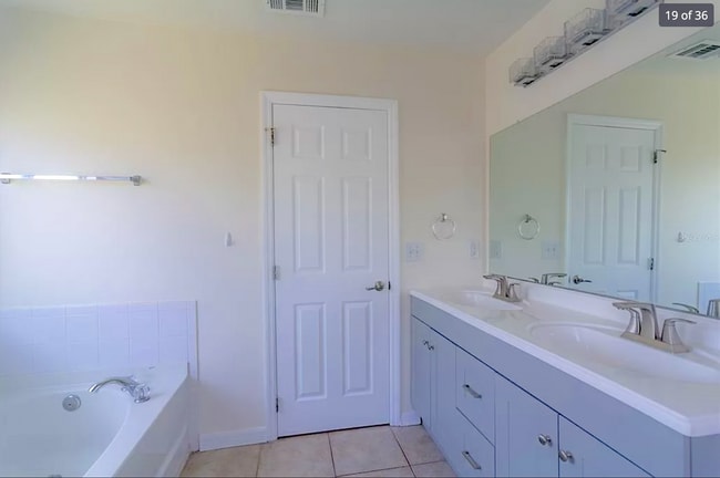 Building Photo - 15048 Perdido Dr
