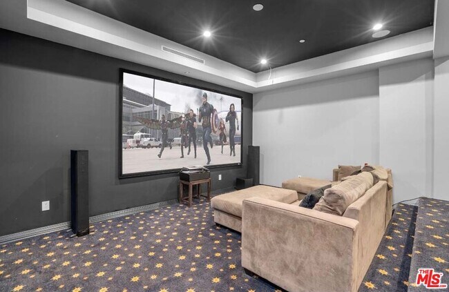 Building Photo - 329 Canon Dr