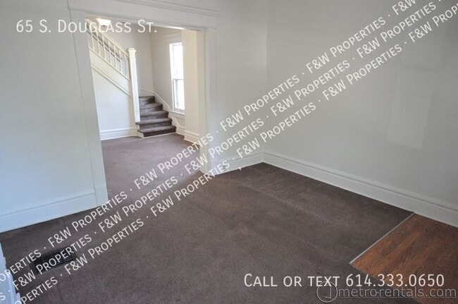 Building Photo - 65 S Douglass St