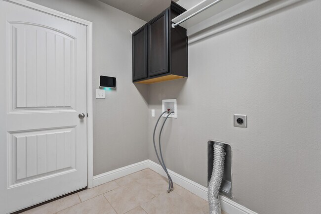 Building Photo - 7029 34th Pl