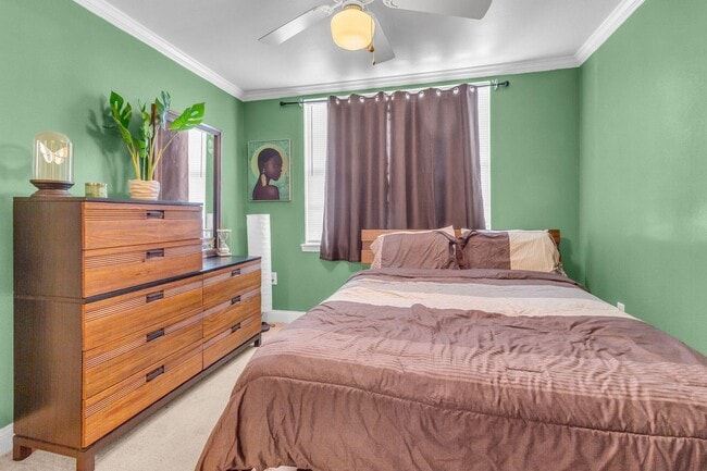 Building Photo - 512 Wingspan Way