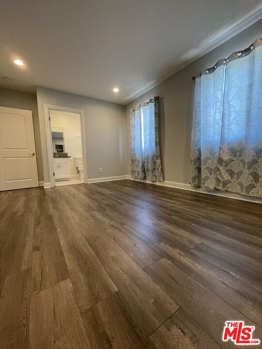 Building Photo - 4710 W Maplewood Ave