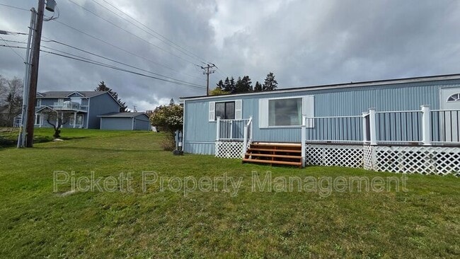 Building Photo - 2397 Alaska Ave E