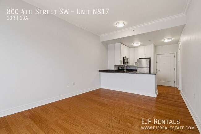 Building Photo - 800 4th St SW