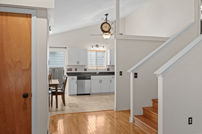 Building Photo - Liberty Lake 4 Bed 2 Bath Home that has been nicely updated