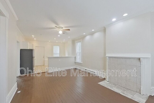 Building Photo - 1695 E Weber Rd