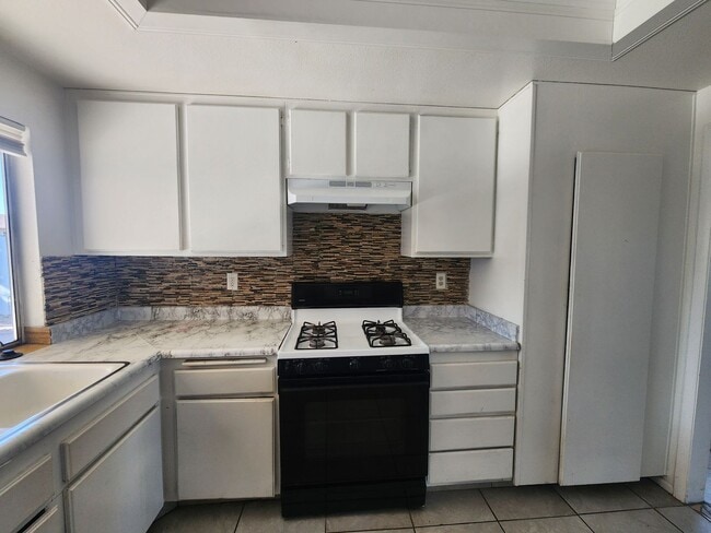 Building Photo - Affordable Single-Story Home