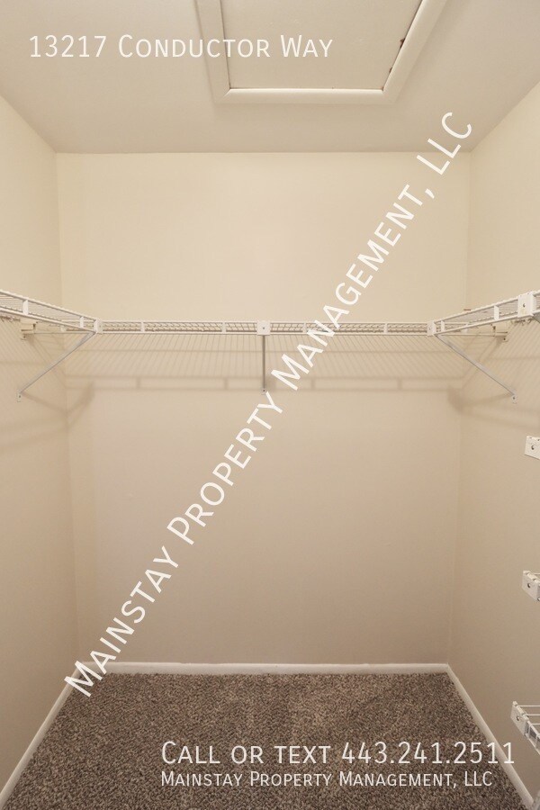 Building Photo - 13217 Conductor Way