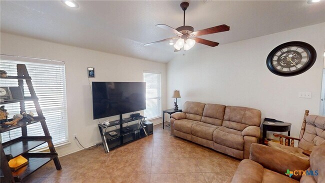 Building Photo - 5601 Hunters Ridge Trail