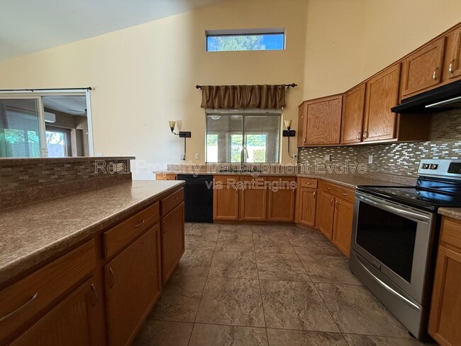 Building Photo - 4048 E Aspen Way