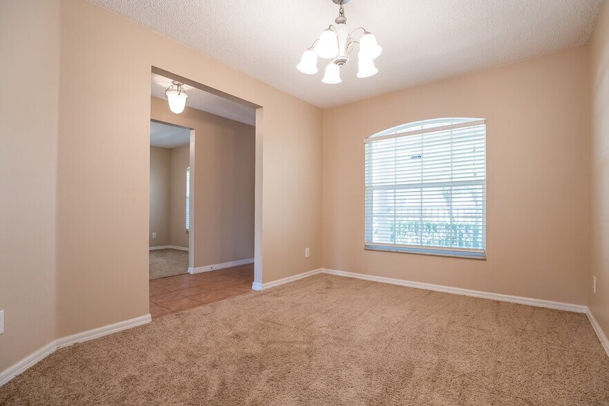 Building Photo - 214 Pleasant Hill Dr