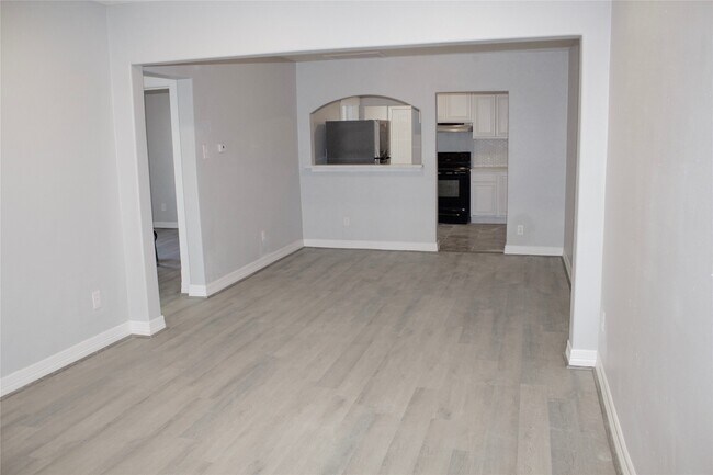 Building Photo - 3314 Holman St