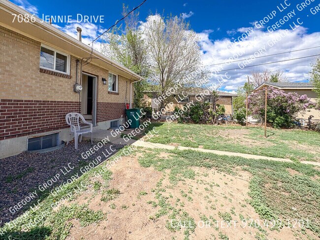 Building Photo - 7086 Jennie Dr