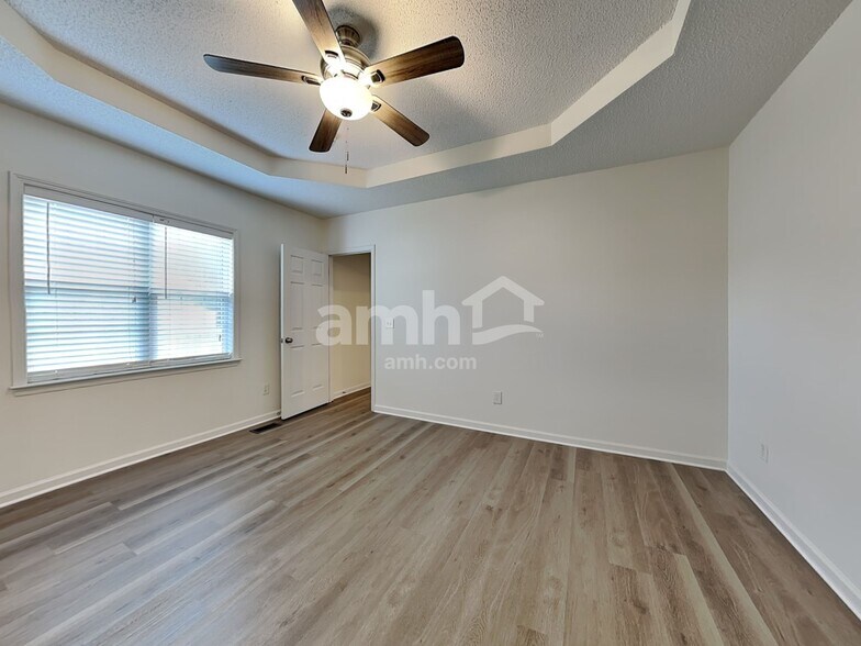 Building Photo - 8505 Rockcliff Rd