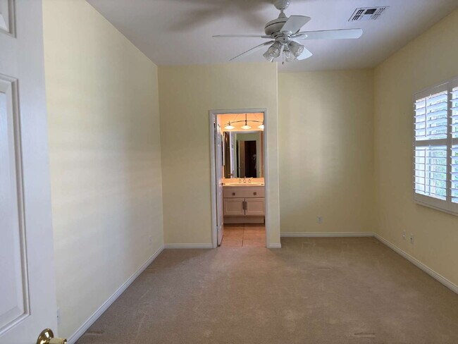 Building Photo - 45218 Coeur Dalene Dr