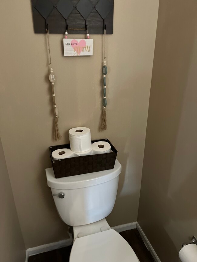 Building Photo - 2113 SW Brandywine Ln