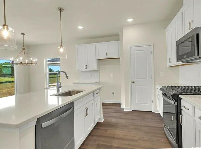 Building Photo - 1871 Villena Dr
