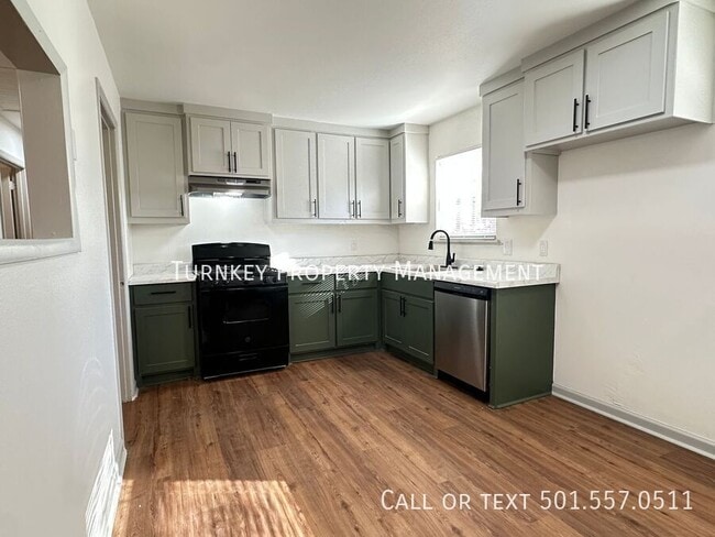 Building Photo - 7017 Fairfield Dr