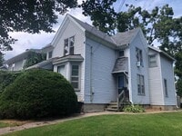 Building Photo - 924 Drake St