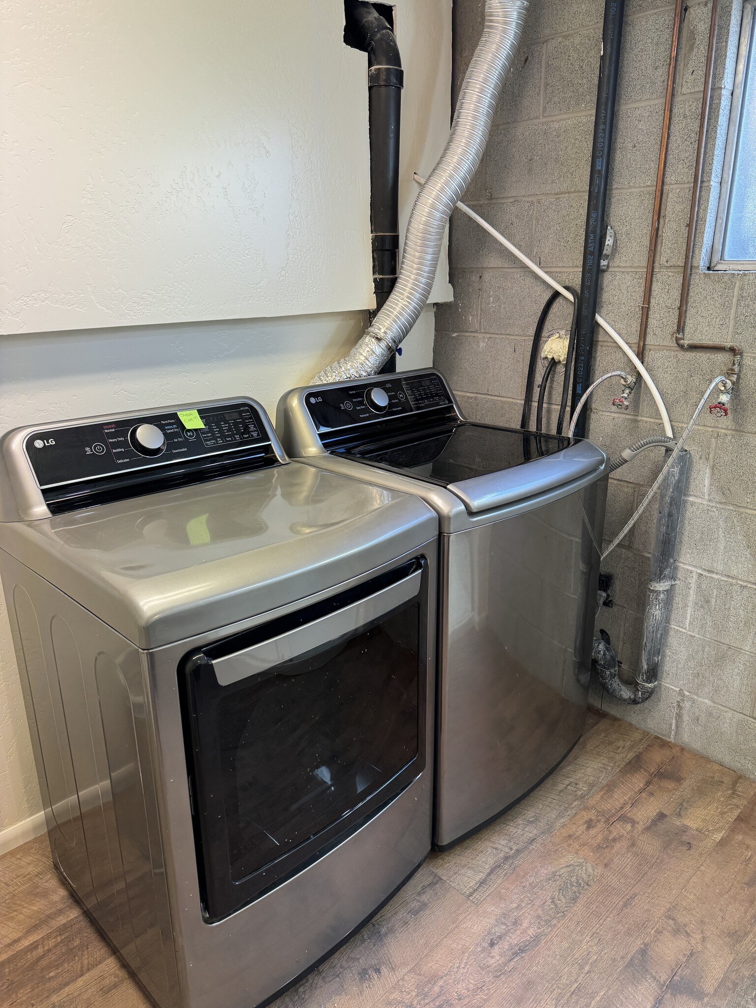 Laundry - 337 Rd 3050