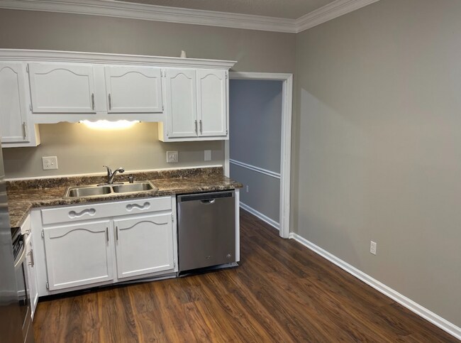 Building Photo - Charming 2 Bedroom, 2 Bath Home in Decatur, AL! MOVE IN SPECIAL!