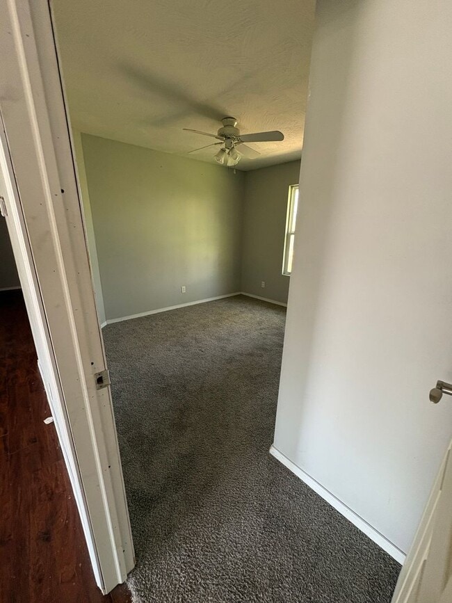 Building Photo - Reed Enterprises Management