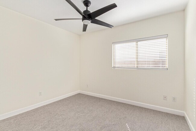 Building Photo - 23074 N 106th Ln