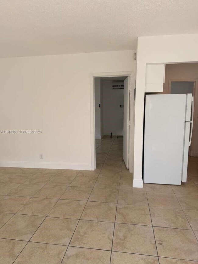 Building Photo - 831 NW 1st Ave