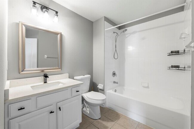 Building Photo - 26532 Castleview Way