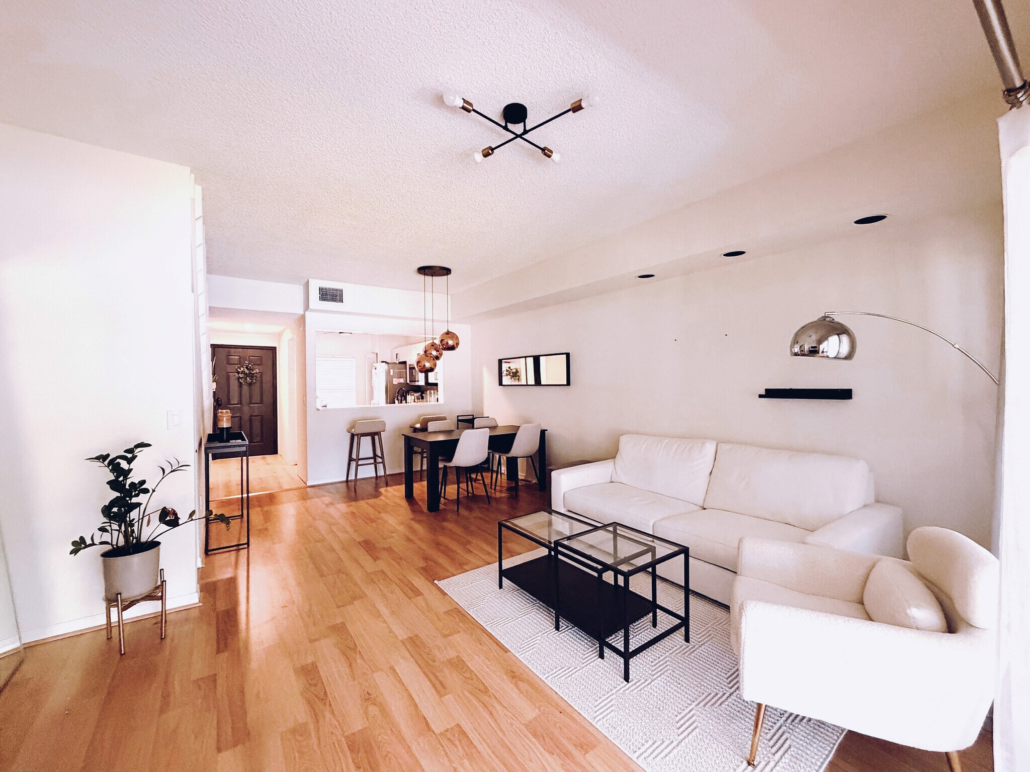 Building Photo - 1018 Woodshire Ln