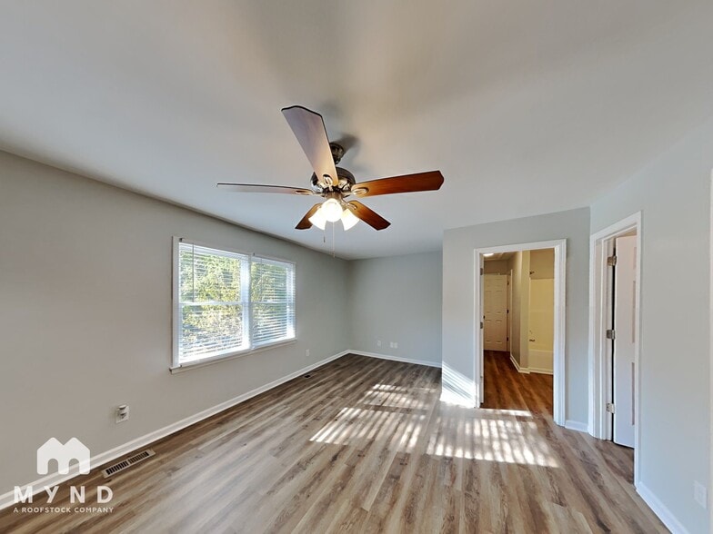 Building Photo - 2716 Goshawk Ln