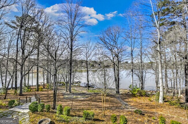Building Photo - 300 Island Cove Dr