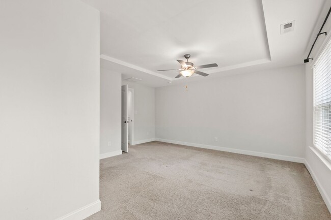 Building Photo - Beautifully Kept 2-Bedroom Townhome in Dur...