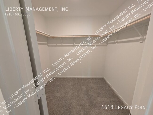 Building Photo - 4618 Legacy Pt